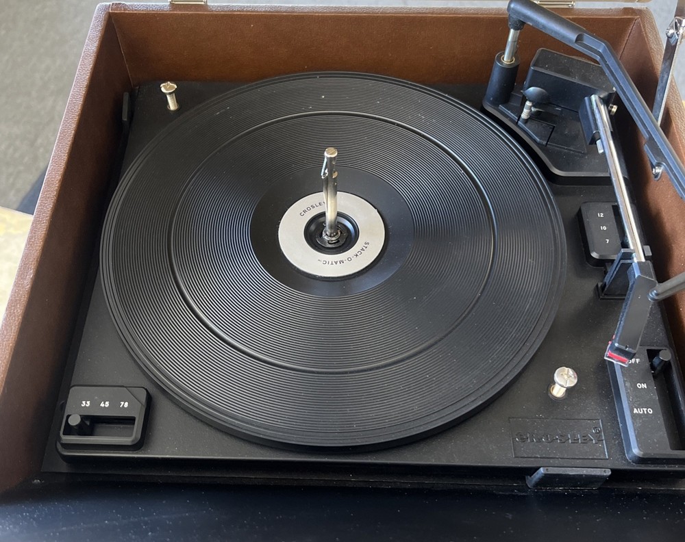 Crosley Stack-O-Matic CR84 3 Speed Record Player Good Condition