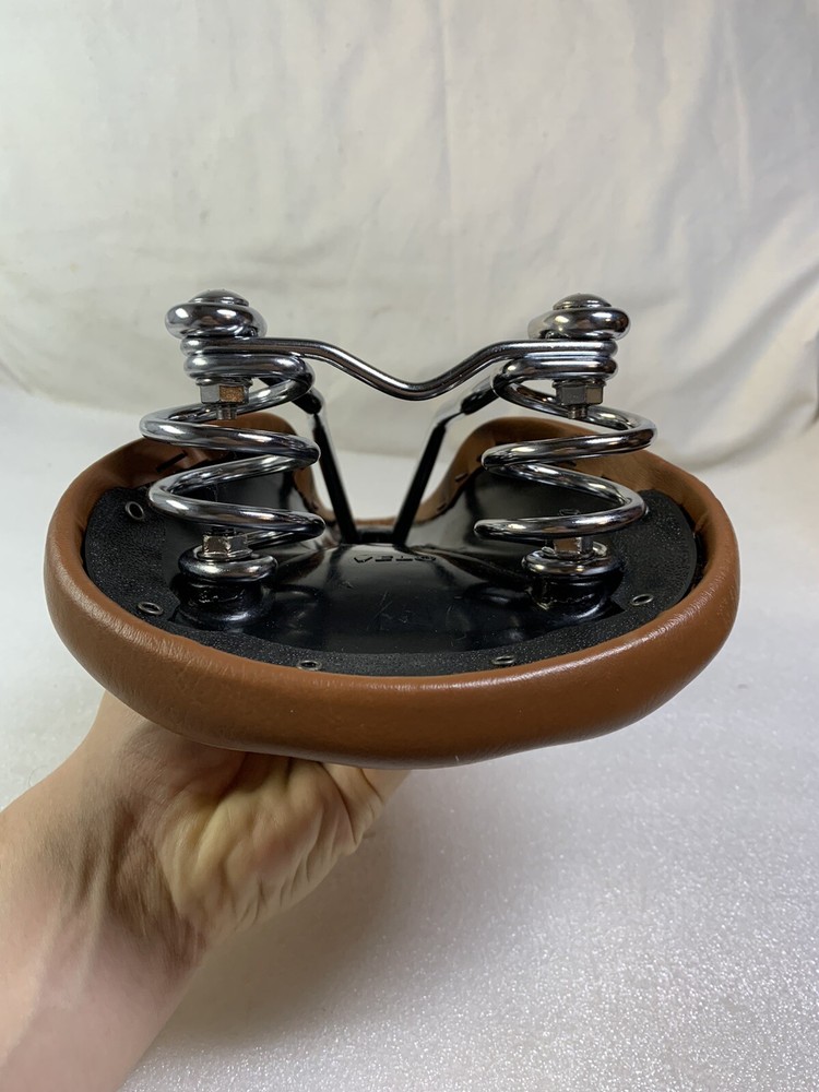 Velo Brown Synthetic Leather Rivet Bicycle Saddle Seat