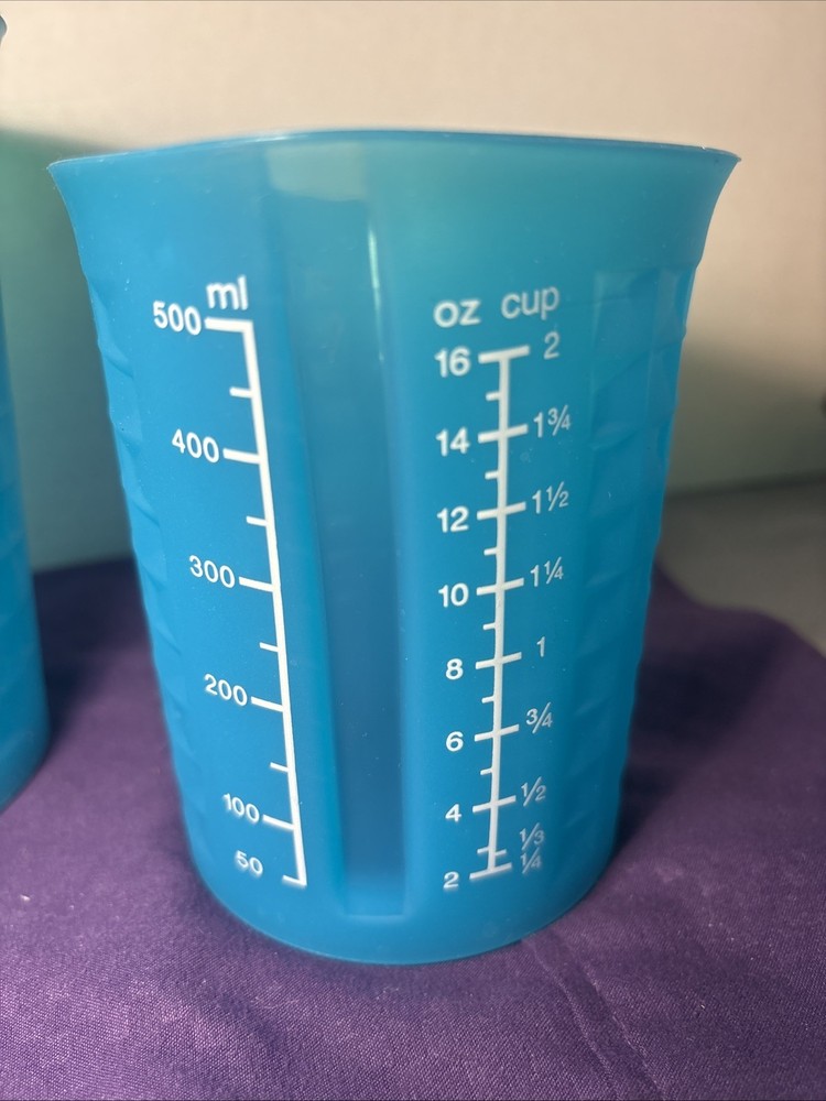 KOCHBLUME 4-Piece Silicone Measuring Cup Set Teal
