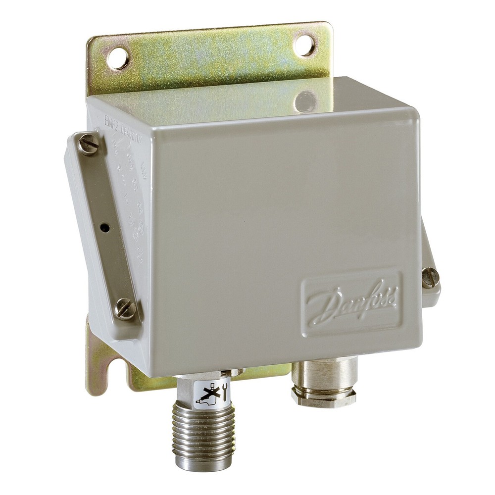 DANFOSS EMP 2 084G2105 Pressure Transmitter New