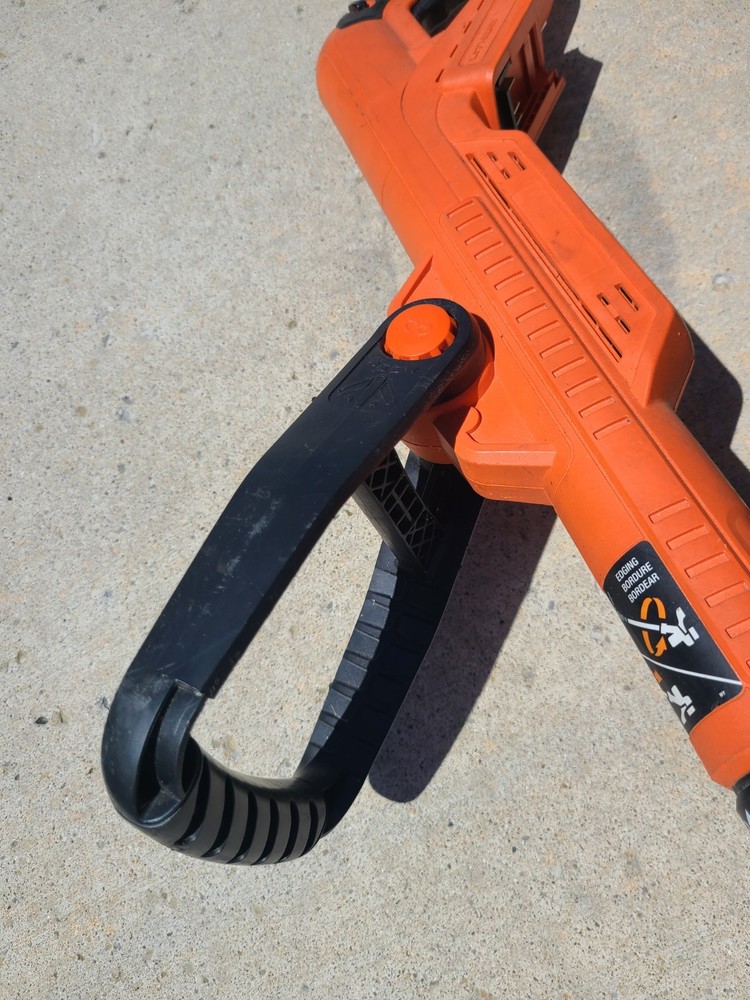 Black & Decker LST300 20V Max 12'' Cordless String Trimmer Tool Only (TESTED)