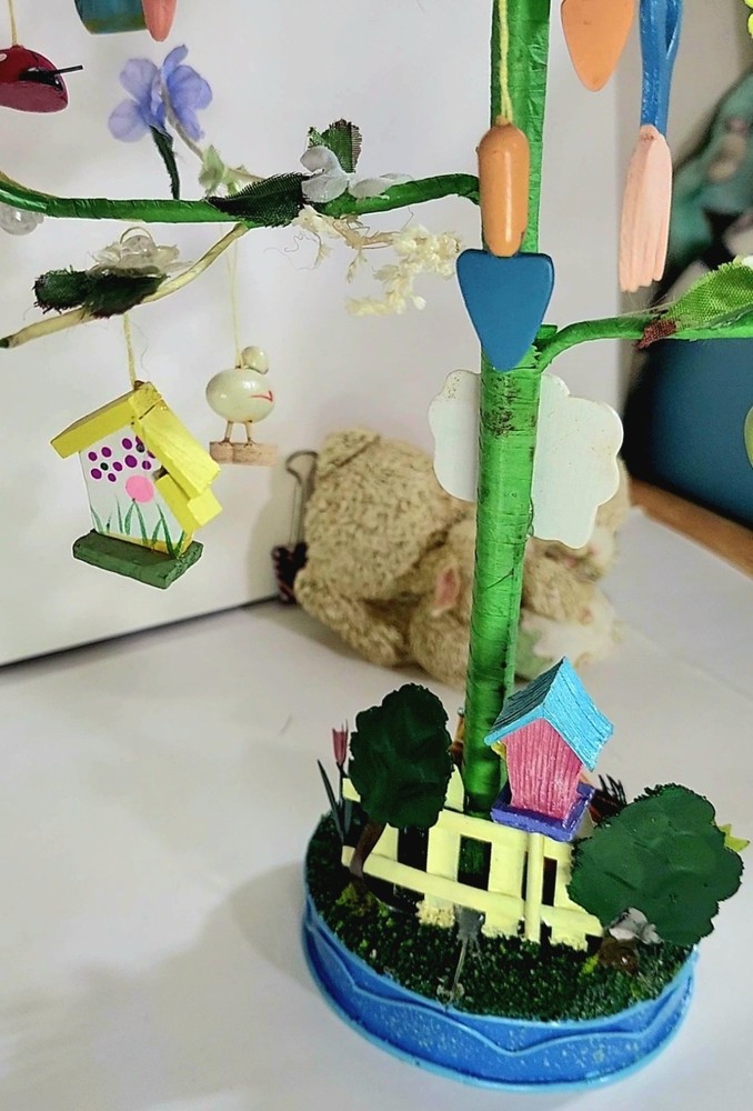 Vintage Easter "THINK SPRING" Tree With 21+ HAND PAINTED ORNAMENTS. 17" Tall