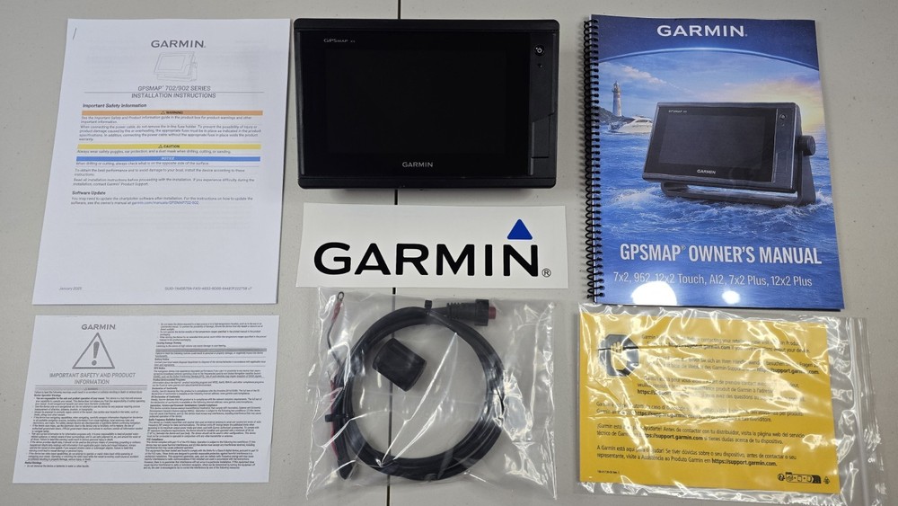 Garmin GPSMAP 742xs Chartplotter Sonar – Tested, Works Great, Complete Set