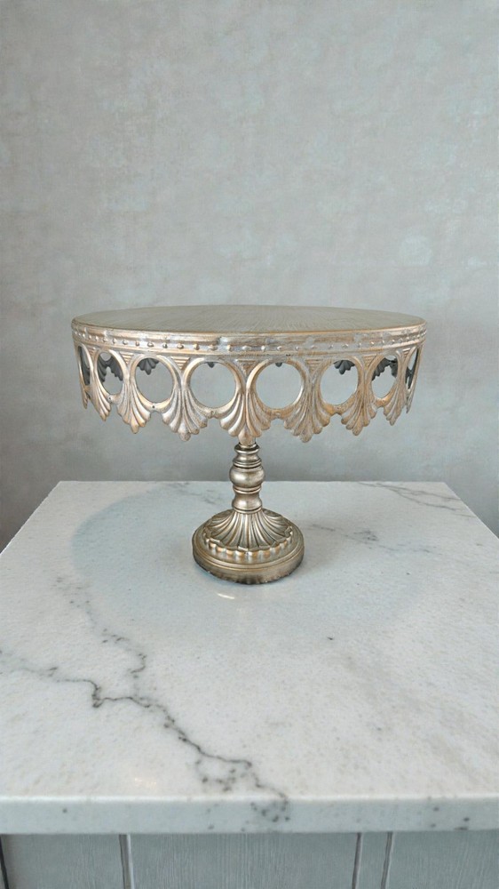 Cake Stand On Pedestal