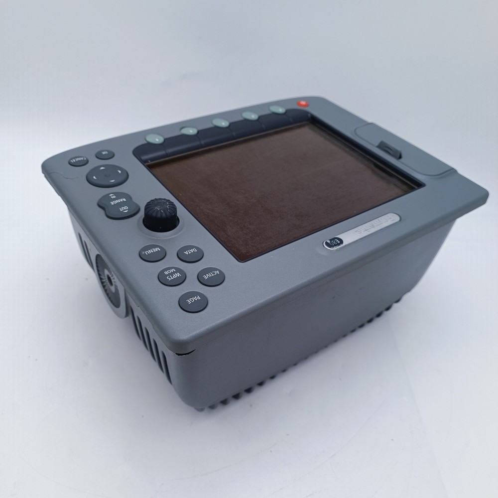 Raymarine E80 E02011 MFD Chartplotter Fishfinder Radar Sonar Classic Display