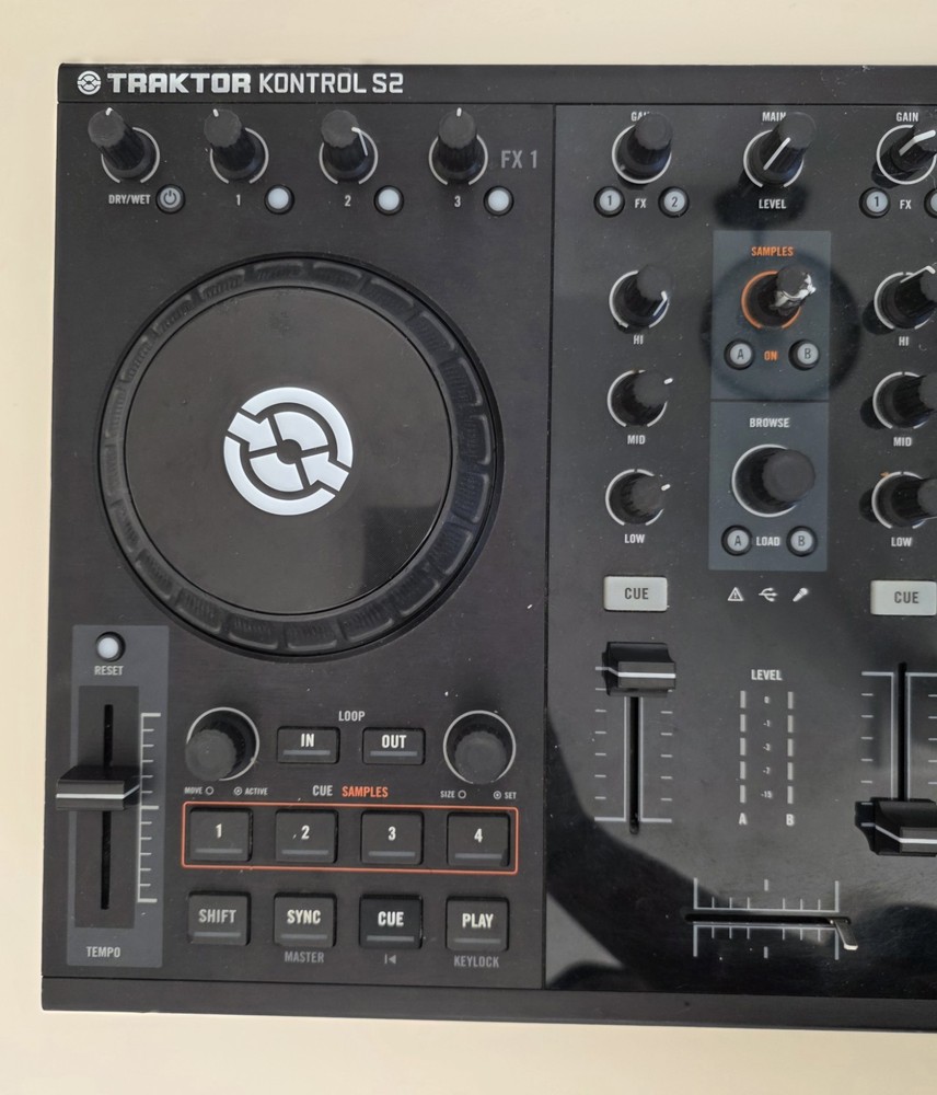 Native Instruments Traktor Kontrol S2 MK1 DJ Controller - UNTESTED