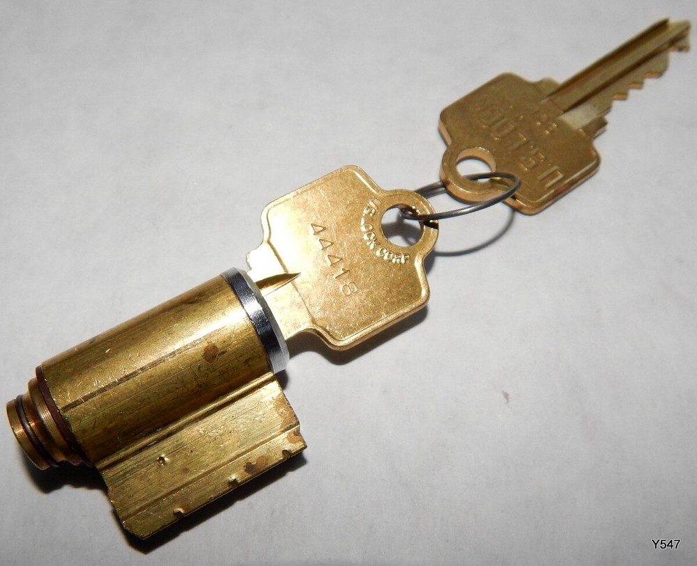 U.S. Lock Brass Lock Box Cylinder w/ Two Keys 44418