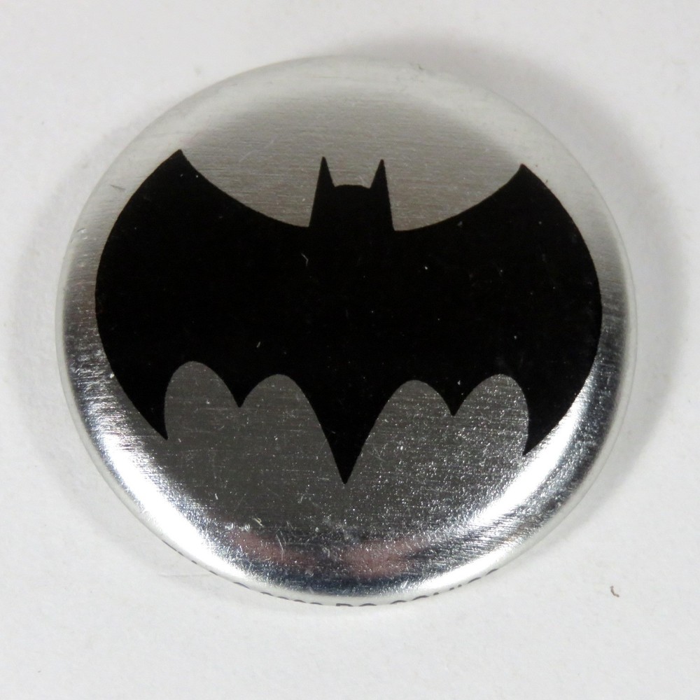 DC Booth 2003 Promo BATMAN BUTTON PIN