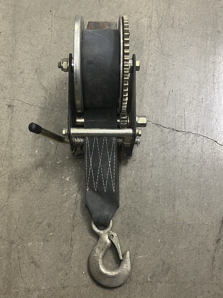 Winch Haul Master 1200 LB CAPACITY HAND STRAP TRAILER WINCH