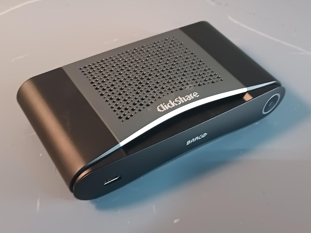 Barco ClickShare CSE-200 Wireless Presentation System w/ 2 Buttons