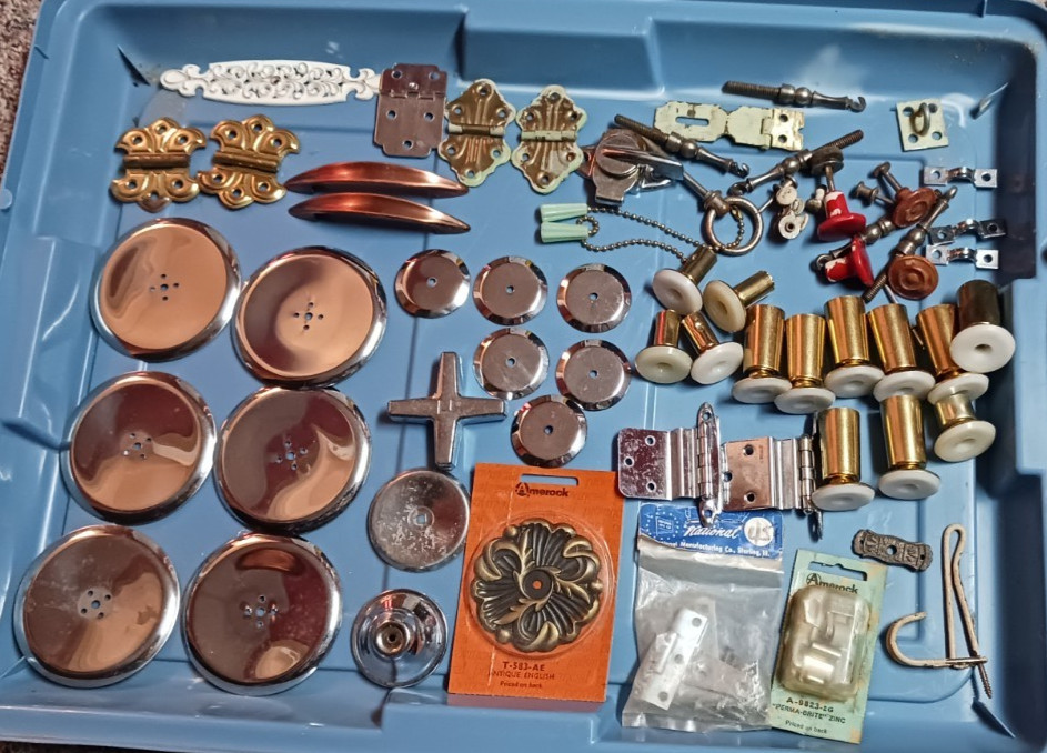 Lot VTG Misc Hardware CABINET Pulls Knobs BACK PLATES LIGHT PULLS CHAIR BOOTS