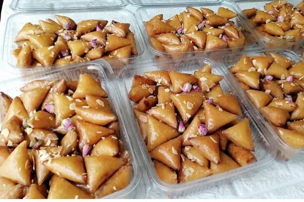 Moroccan Briwat With Almonds Sweet (Snack) بريوات بالوز