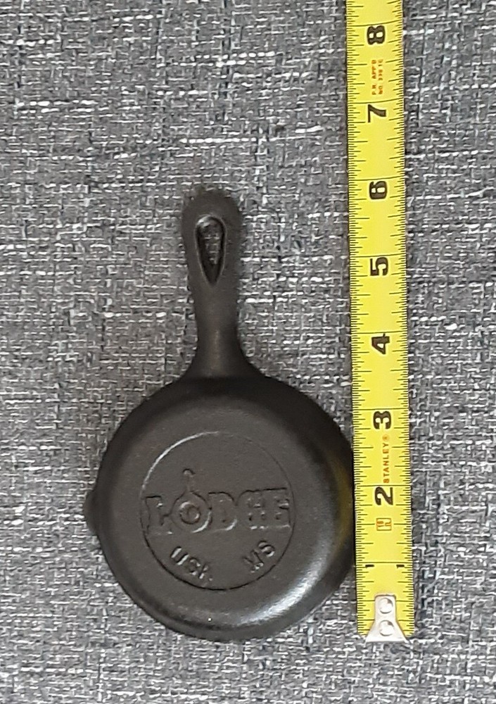 Lodge Cast Iron MS 3.5 Inch Skillet