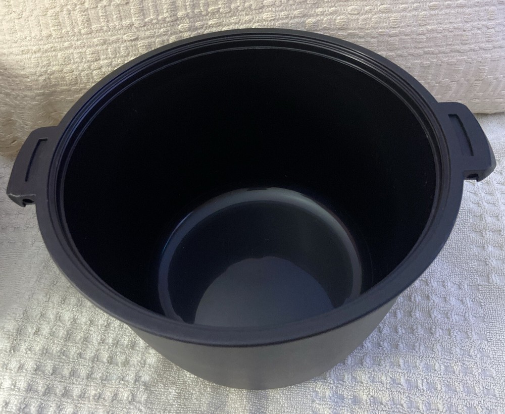 Pampered Chef Micro- Cooker