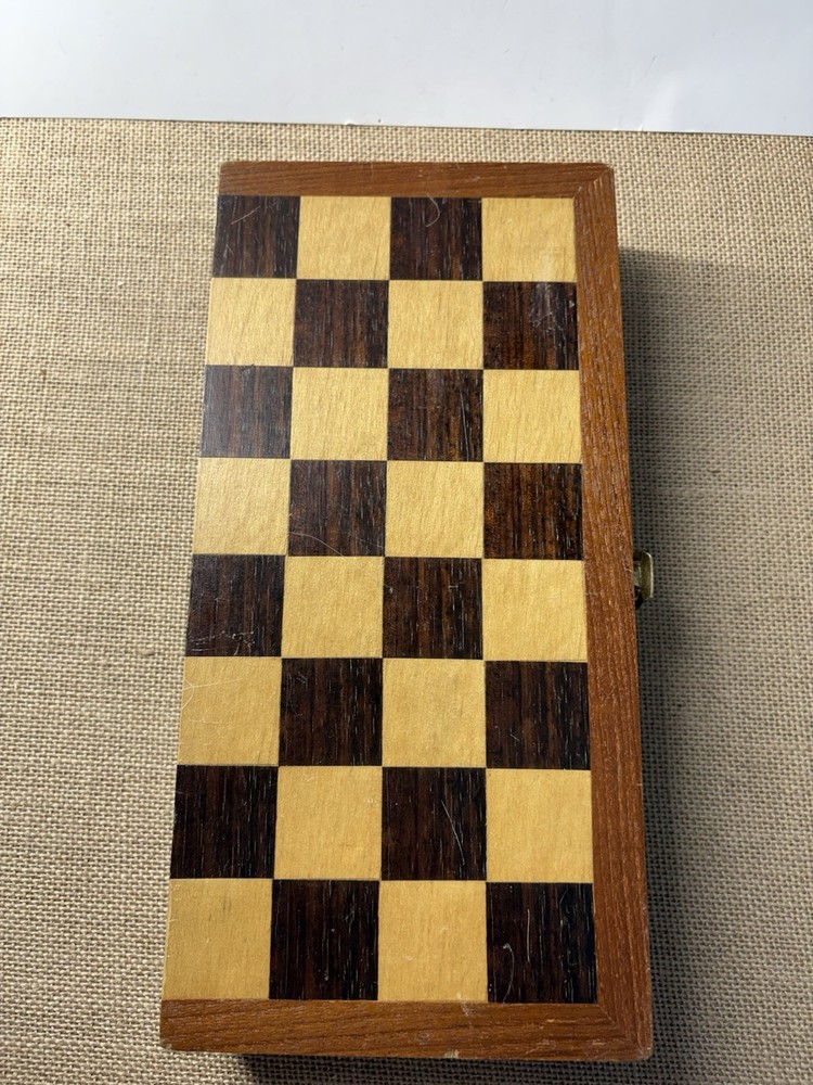 Vintage Wood Chess Set Folding Board Storage Box Complete **READ