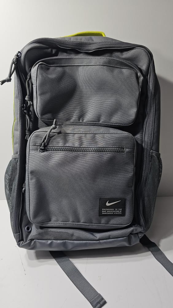 NIKE GREY BACKPACK (P13017461)