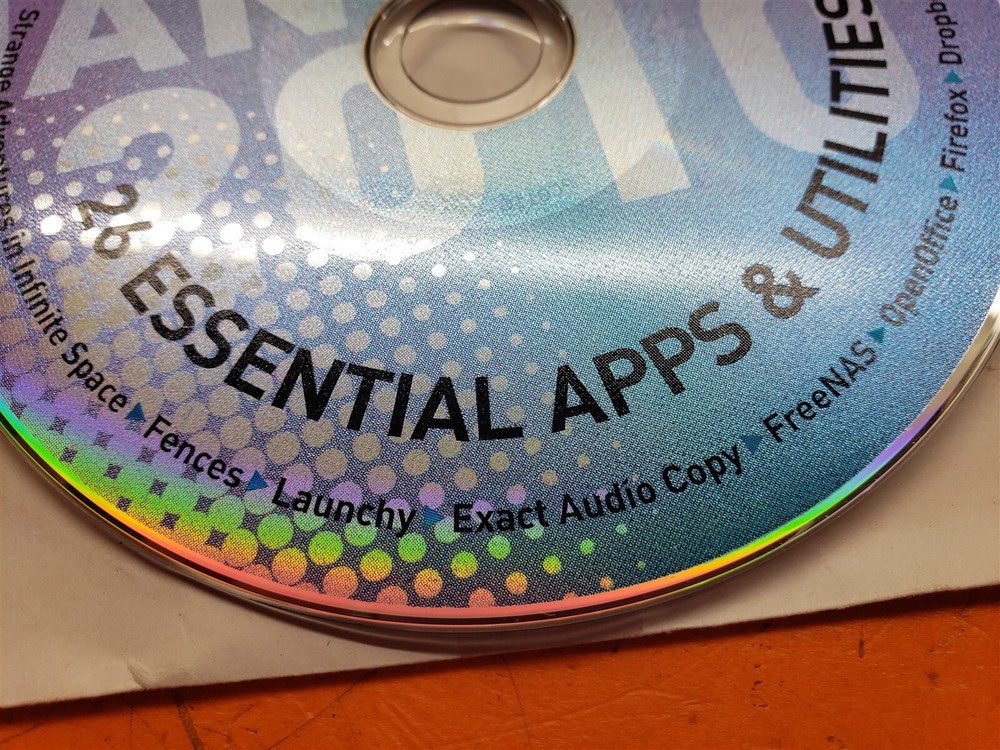 ⭐️⭐️⭐️⭐️⭐️ Maximum CD January 2010 26 Essential Apps and Utilities