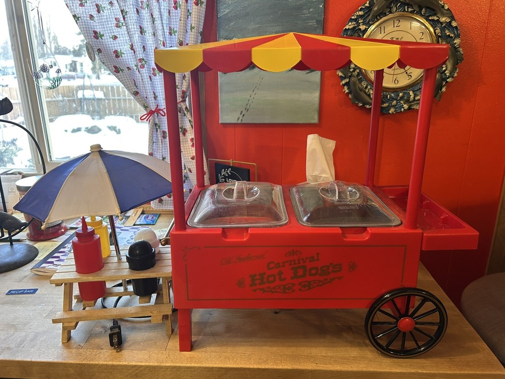 old fashioned popcorn maker and Hot Dog Maker