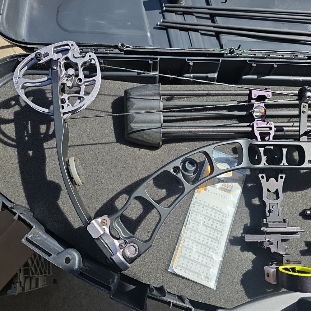 Prime Rival Compound Bow Right Hand