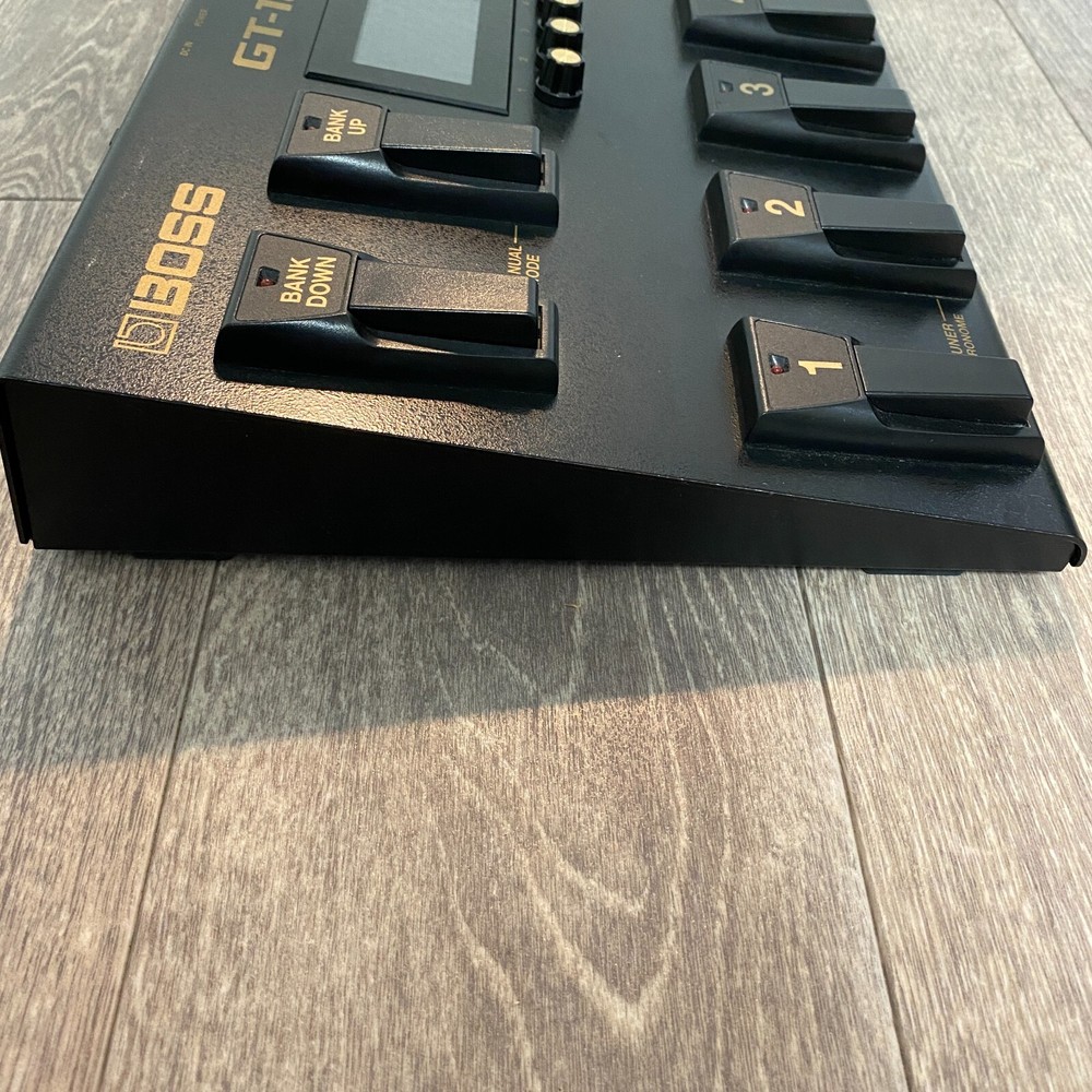 BOSS GT-100 Multi Effector Guitar Effects Processor ver.2 Used ※With AC Adapter