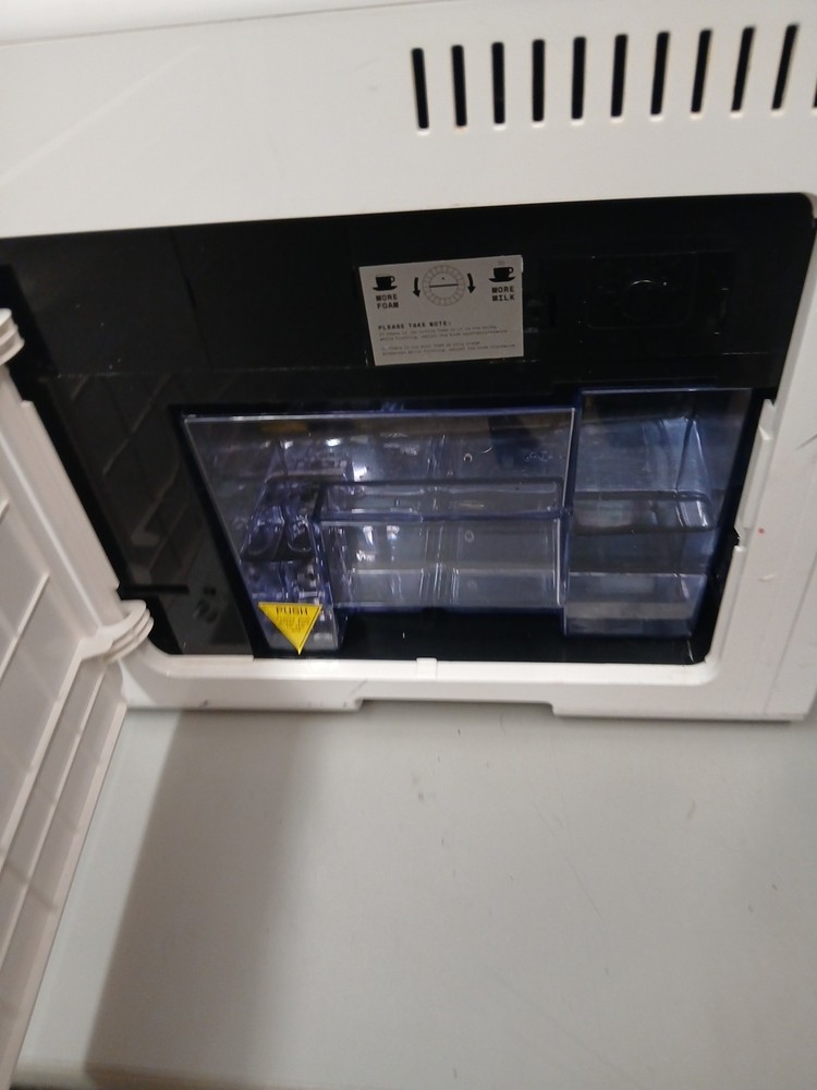 Terra Kaffe TK-01 Super Automatic Espresso Machine RM-A10 White Read!!!