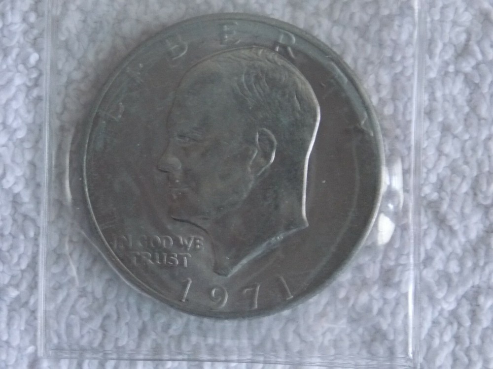 USA uncirculated IKE dollar 1971