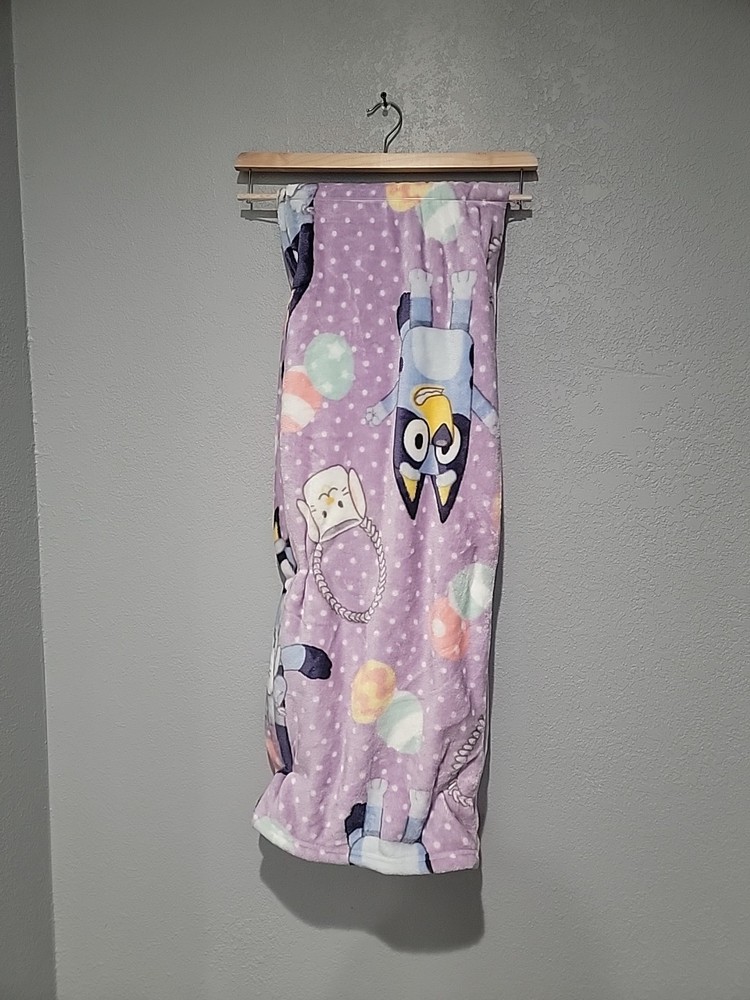 NWT Disney Bluey Easter 50”x70” Silk Touch Throw Blanket