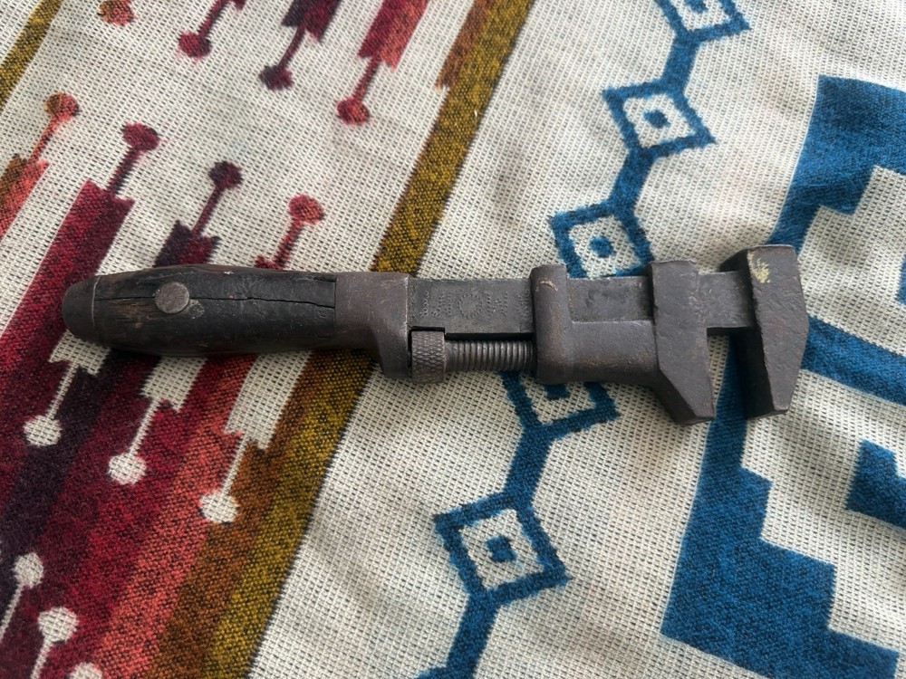 Antique Adjustable Pipe Wrench Collectible Iron Tool