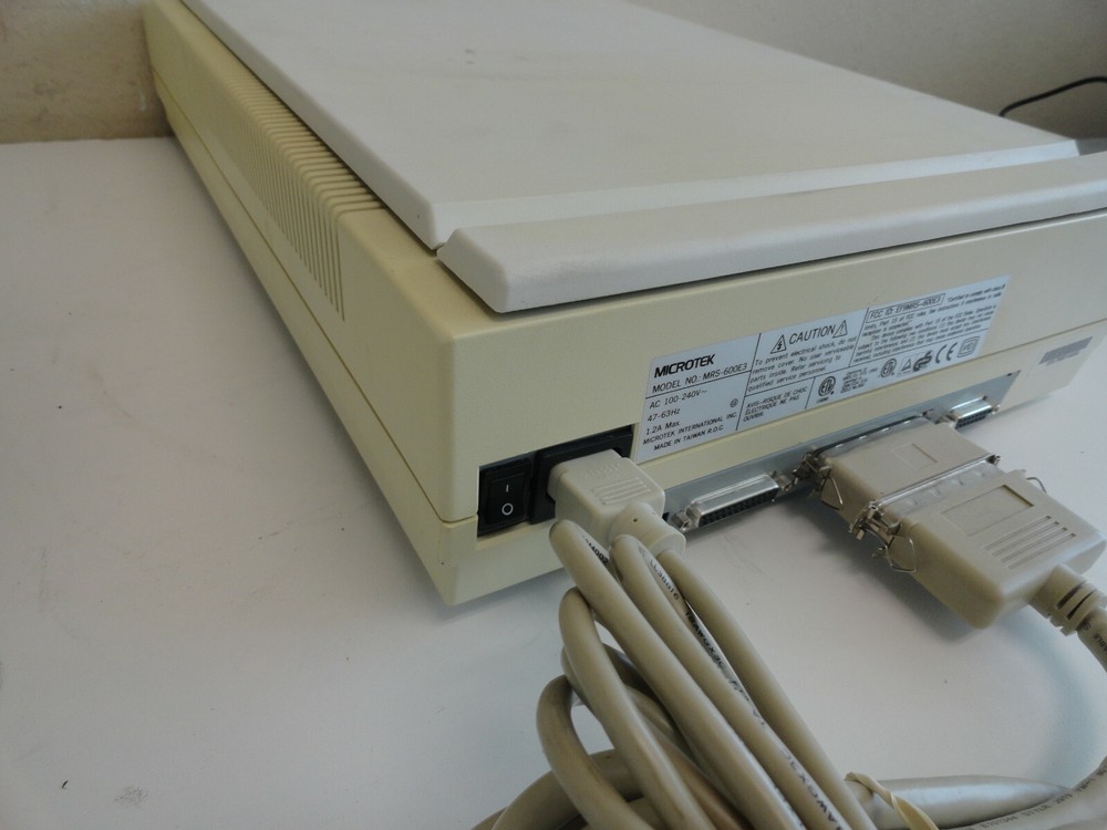 MicroTek MRS-600E3 Flatbed Scanner