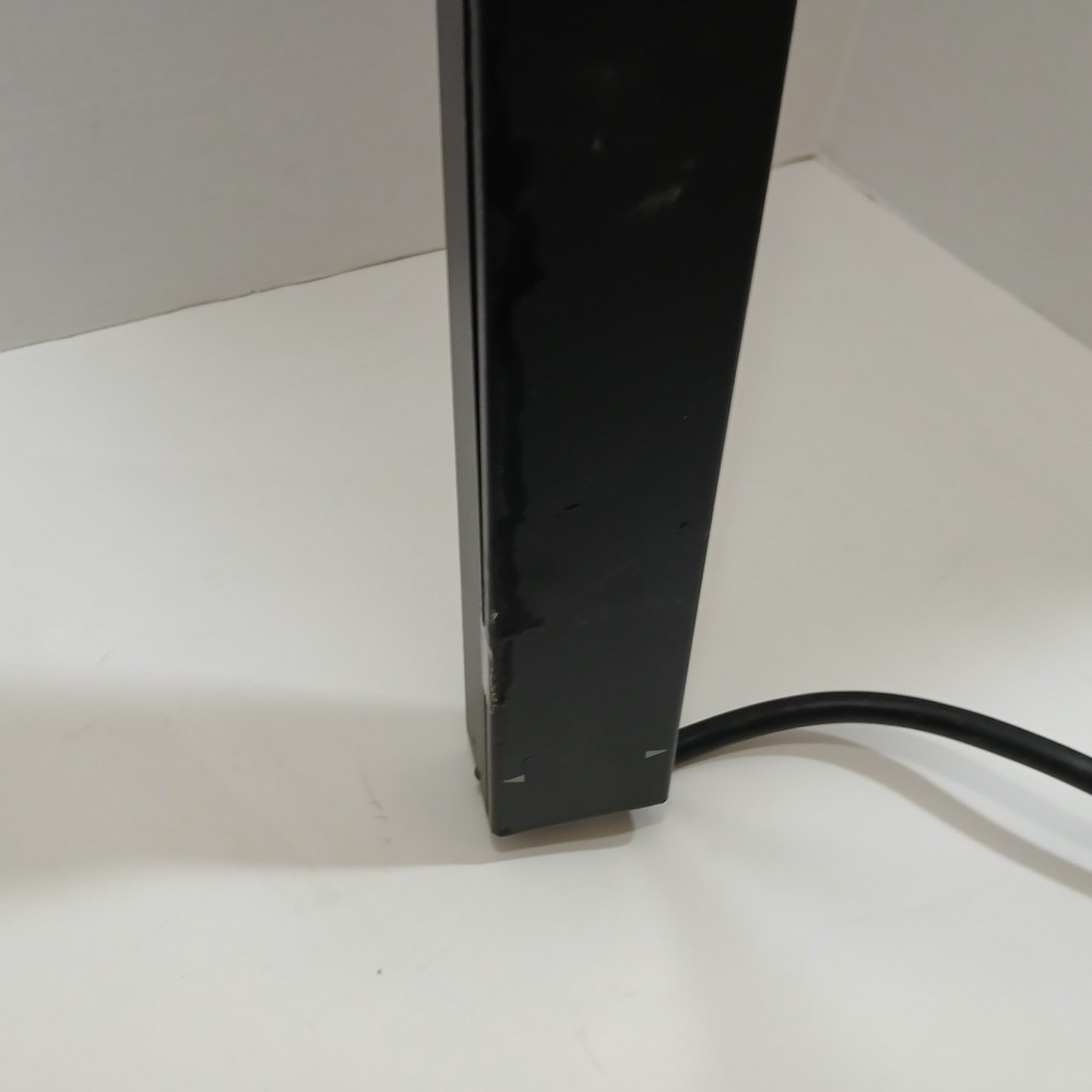 APC AP7530 Basic Rack-Mount PDU - Power Distribution Strip.