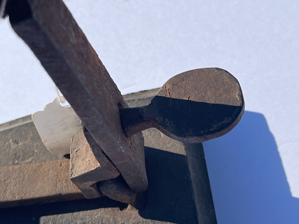 Antique Flat Iron Sad