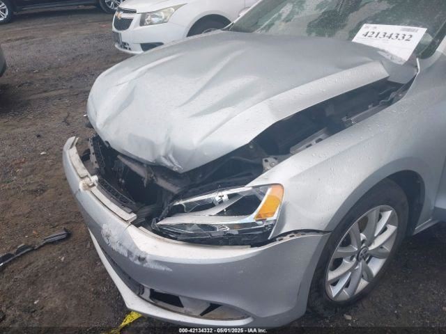 Fuse Box Engine Compartment Fits 12-22 PASSAT 4714784