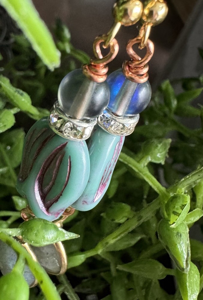 Czech glass Flower With Laborite Dangles
