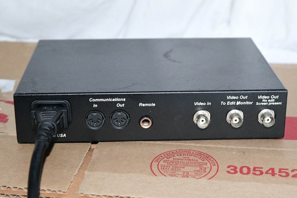 VMNU VM2 #100696 CHARACTER GENERATOR VIDEO CONTROLLER NETWORK UNIT W6B1