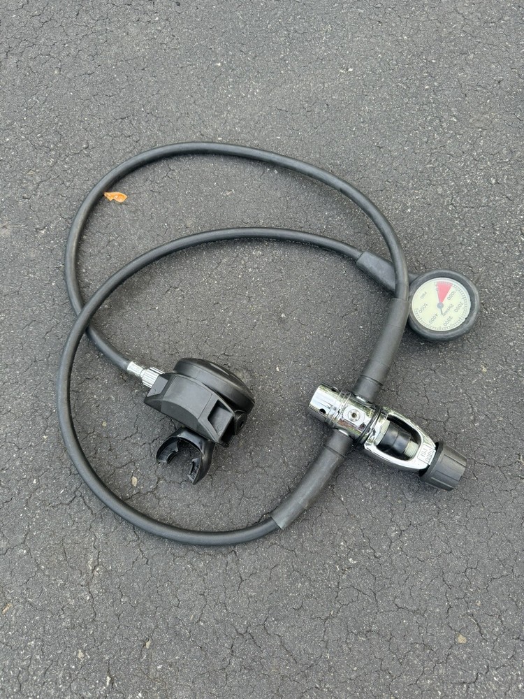 Scubapro Regulator 3000PSI G200 Mint Condition Pre-owned