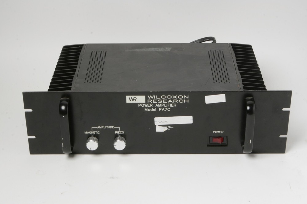 Wilcoxon Research Model  PA7C Power Amplifier