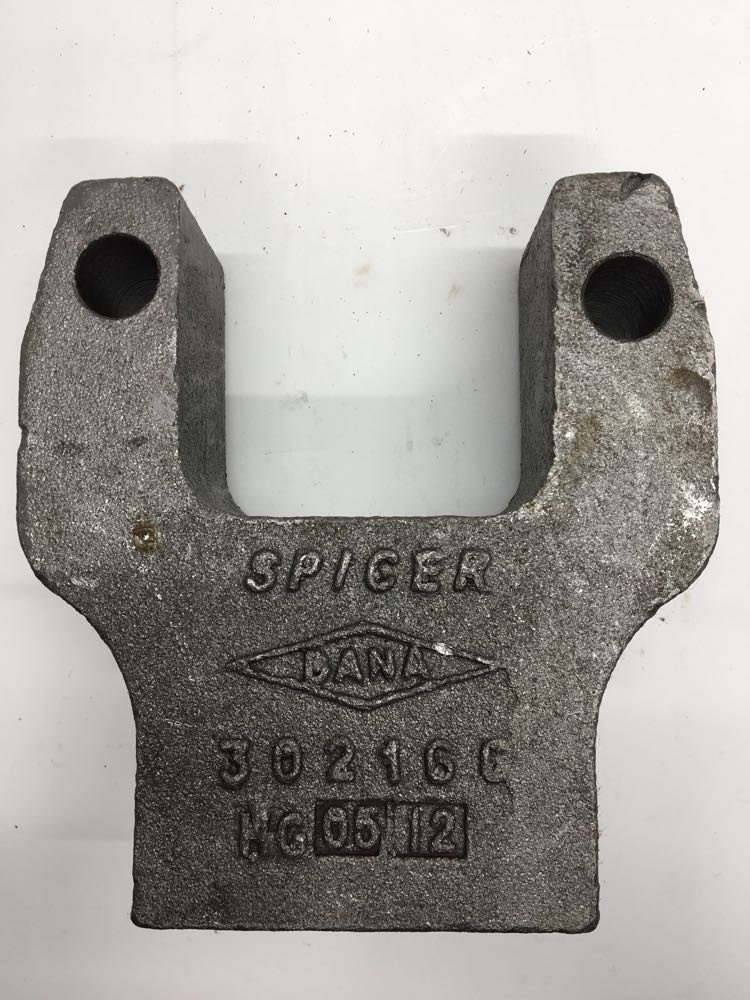 Peterbilt DS-404 Torque Rod Bracket 302166 (338-10236)