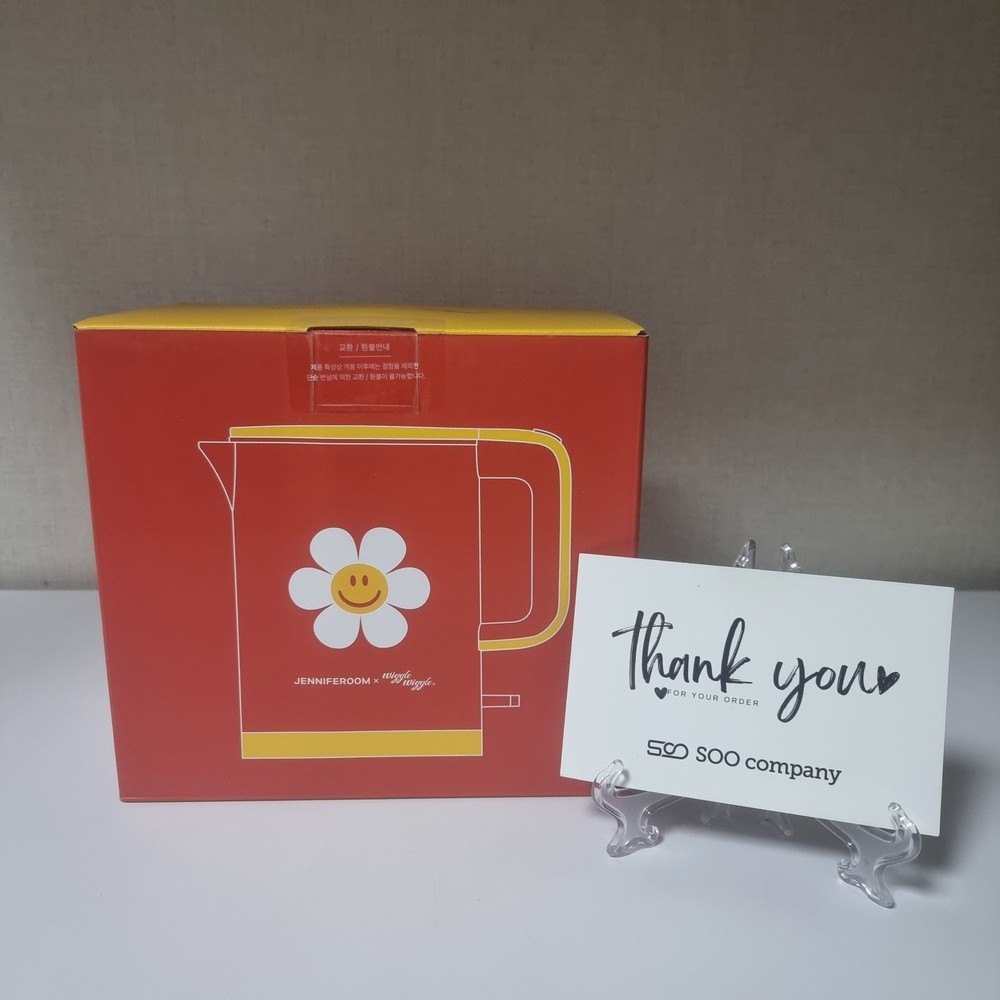 JENNIFEROOM X Wiggle Wiggle Electric Kettle Cordless / Express