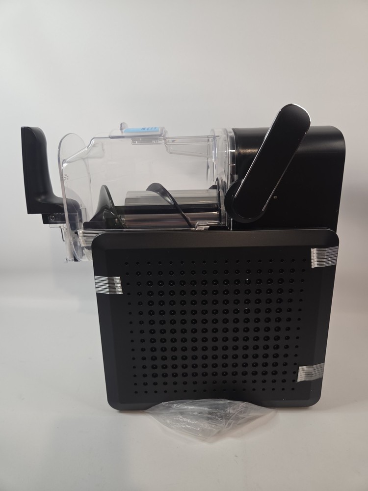Iceman Slush-Ease MAX, a 64 oz. capacity slushy maker designed for home use