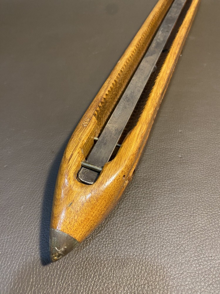 Hangable Weaving Shuttle #30 MASS