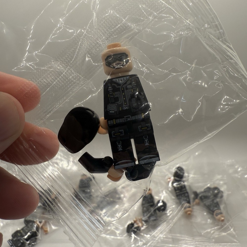 IdeaMoc Building Blocks Complete Open Pack, 10 Characters, Weapons & Accessories