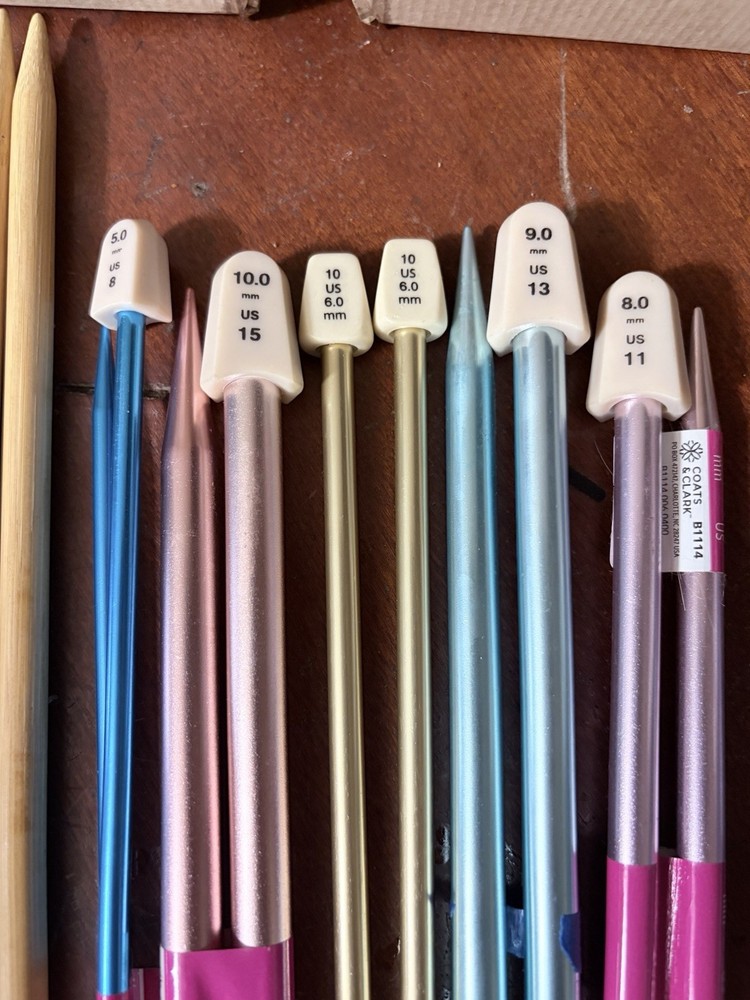 7 Sets Of Knitting Needles Assorted