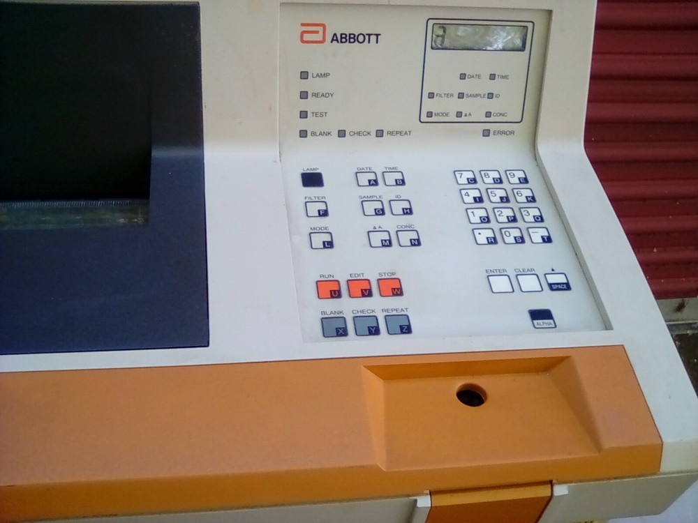 Abbott Quantum II Dual-Wavelength Analyzer 3305-86