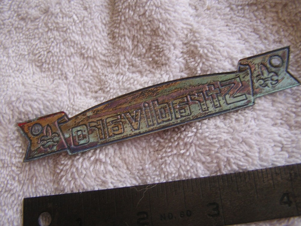 Vintage Stradivaro Emblem Fluer Di Lis