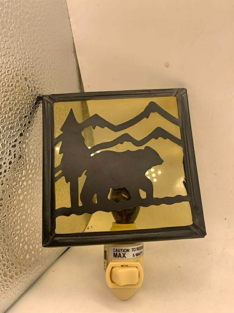EUC Park Designs Lodge Rustic Bear and Mountain Theme Night Light