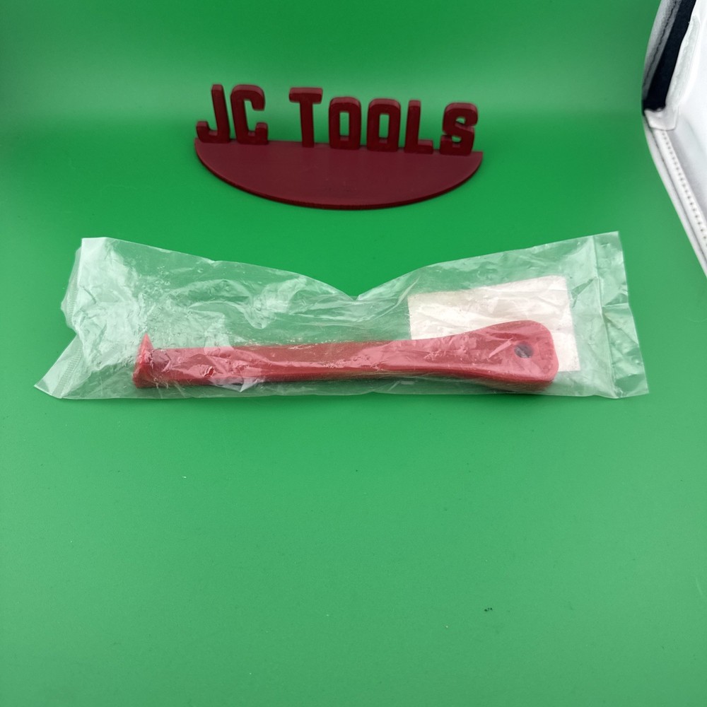 Mac Tools BTC2714 Emblem Remover