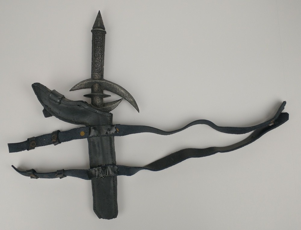 The Great Wall: Black Bear Army Sheathed Stunt Dagger
