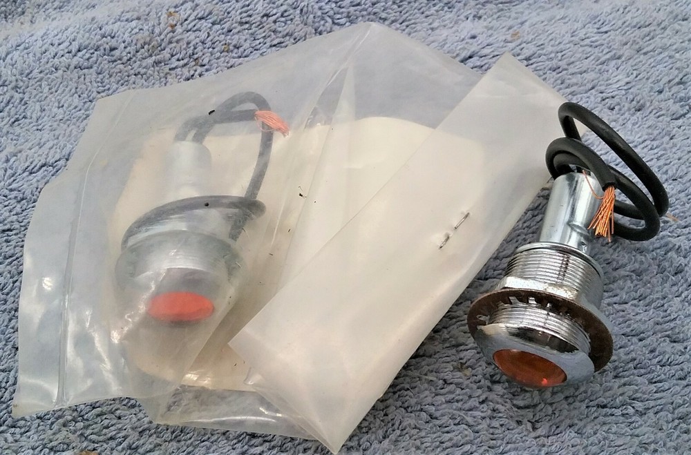 2 NOS 12 volt Amber LED Indicator Lights
