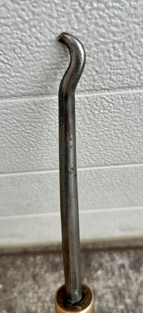 Metal Hooked Spinning Tool ~ 17" Length ~ (5805)