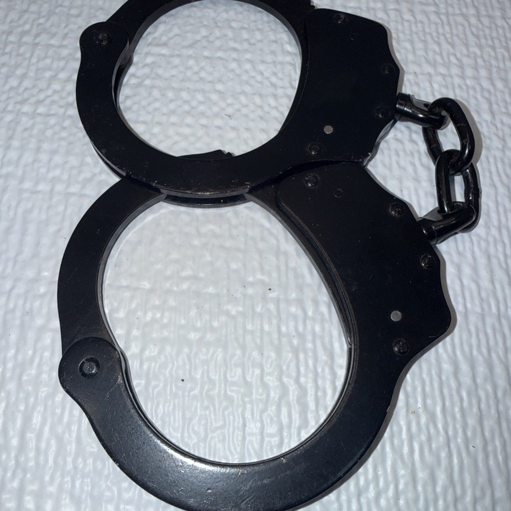 Black Vipertek Handcuffs No Keys